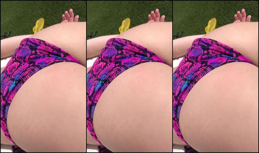 2019 06 17 37939820 Shaking My Lil Booty By The Pool