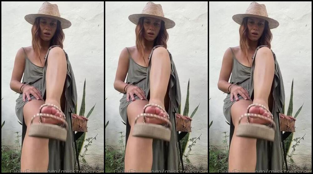 Gingeralesfeet Aka Misstressroux Onlyfans New Pedi Video For You To Enjoy See If You Can Last For The Whole 5 Minutes Challenge S On