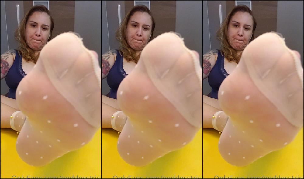 Goddesstricia Querem Mais Solinhas