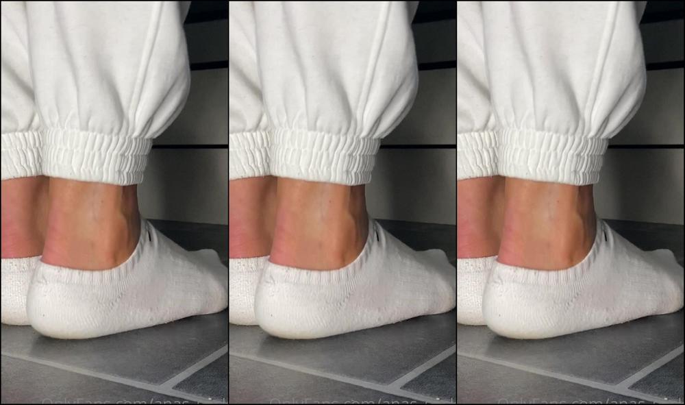 Anas Socks Crushing My Chocolate Easter Egg With My Dirty Smelly Nike Socks And Then Removing My Sock