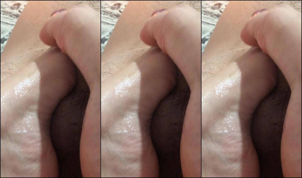 Queen Missy 2563355237 08 16 2022 Foot And Toe Job