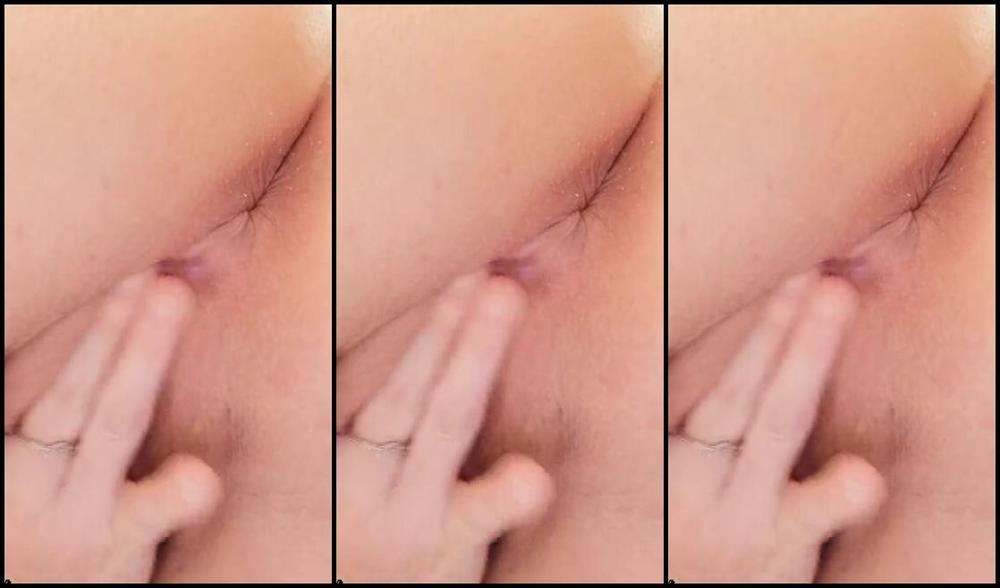 Kinkykatlive Nicknamed Kinkykatlive Onlyfans Horny Mommy Bathroom Quickie