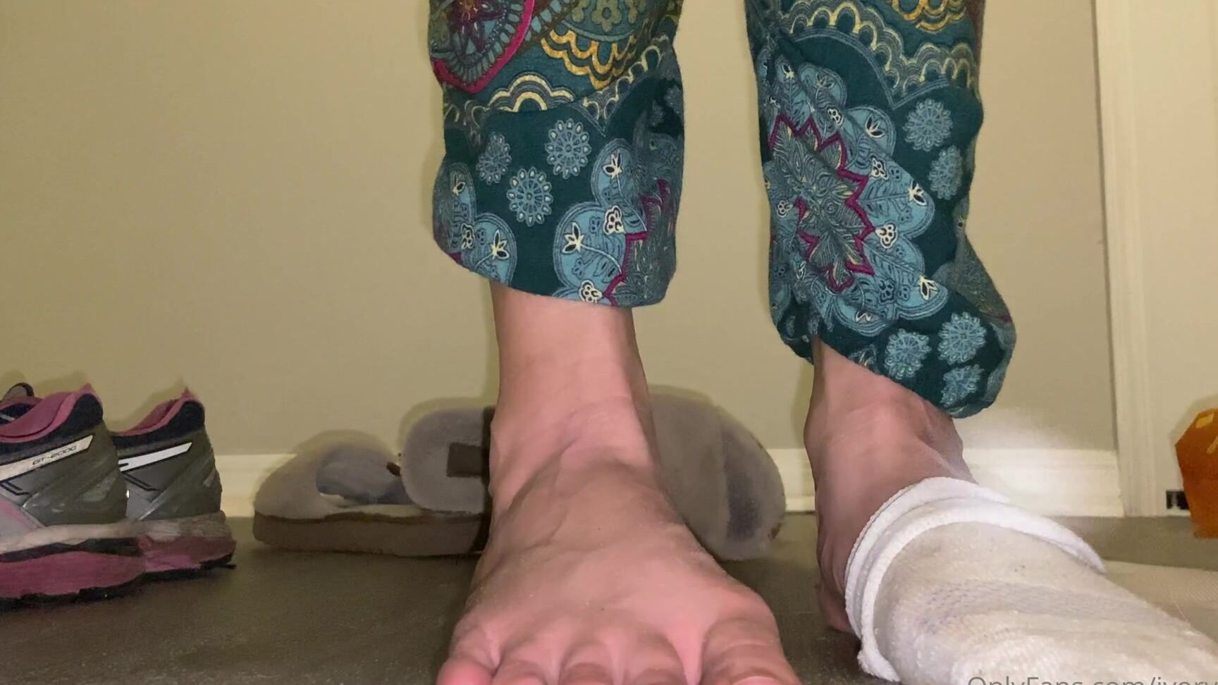 Ivorysoles Slave M Is The Lucky Buyer Of My First
