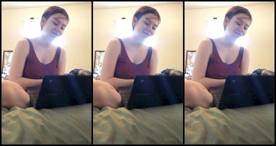 Curvyelvishgirl Friend Discovers Your Foot Fetish