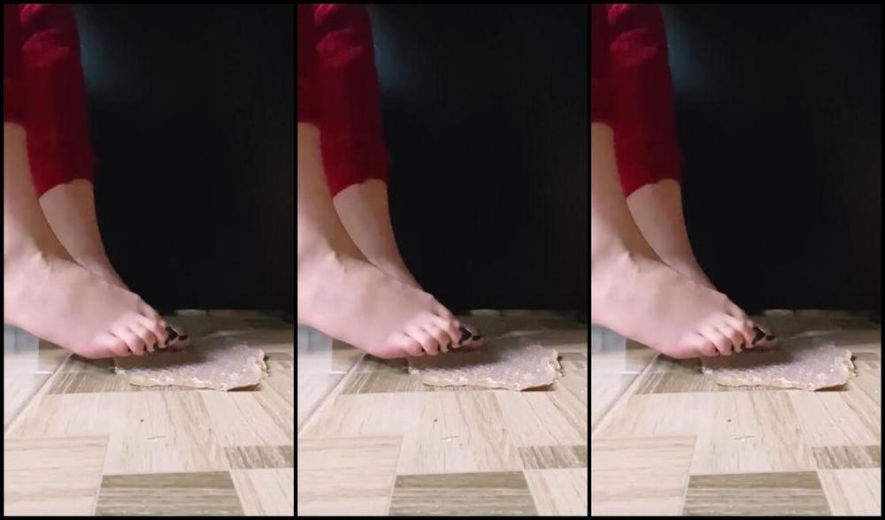 Goddess Ana Nicknamed Urfeetgirlofc Foot Fetish 06 12 2023 Onlyfans Video Stepping On Bubble Wrap Feels Like Im Stepping On And Breaking Someones Bones Huh