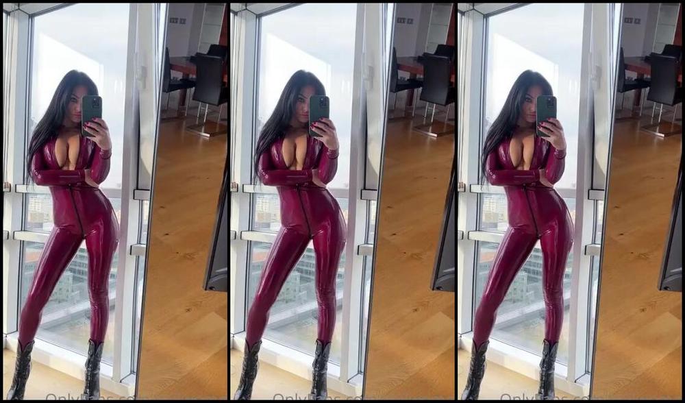 Evil Woman Aka Evilwoman Onlyfans I Should Wear Catsuits More Oftenp