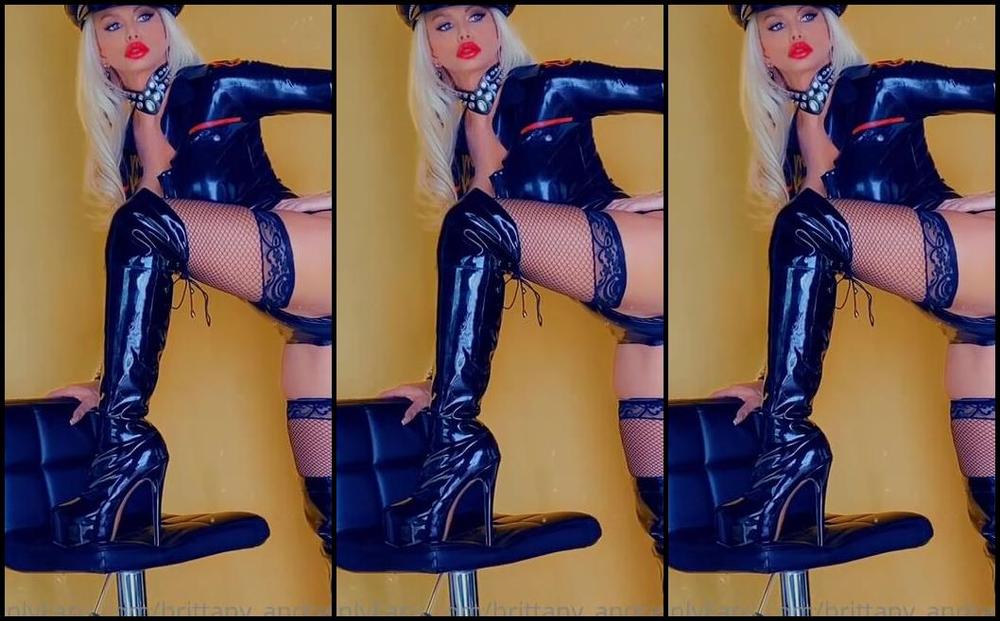 Brittany Andrews Nicknamed Brittany Andrews 05 12 2023 Onlyfans Video Spend A Hot Friday With This Fiery Vixen In This Recent Photoshoot Come And Join