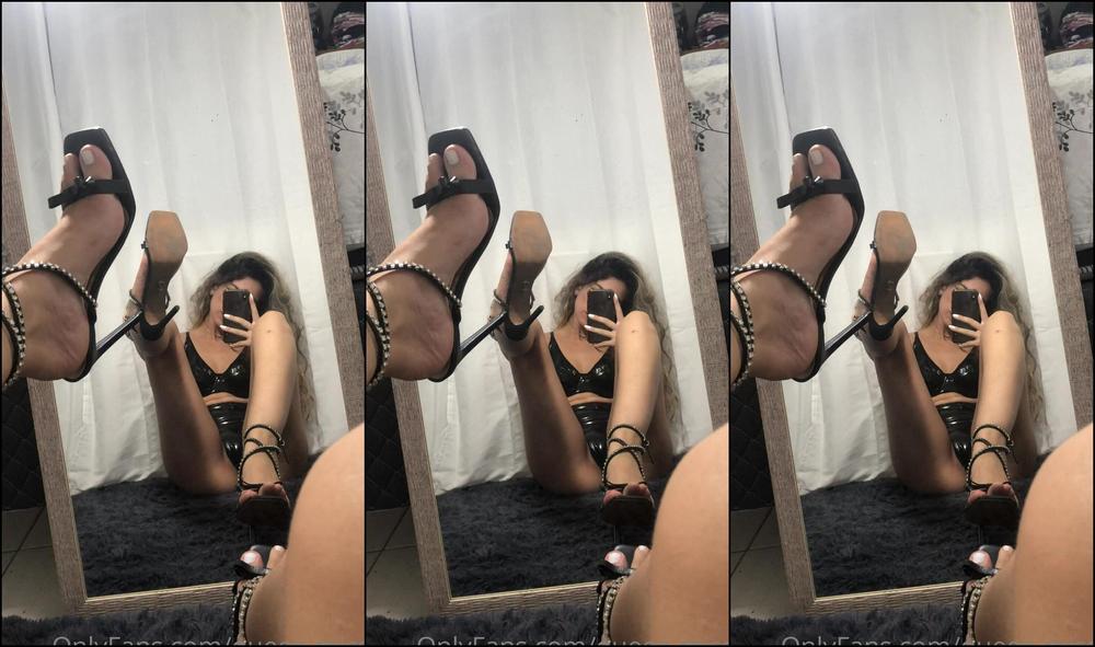 Queen Missy 2358061849 02 09 2022 Voc Sabe Usar A L Ngua Ent O Mostra Pra Mim Lambe E Limpa Direito O Meu Salto