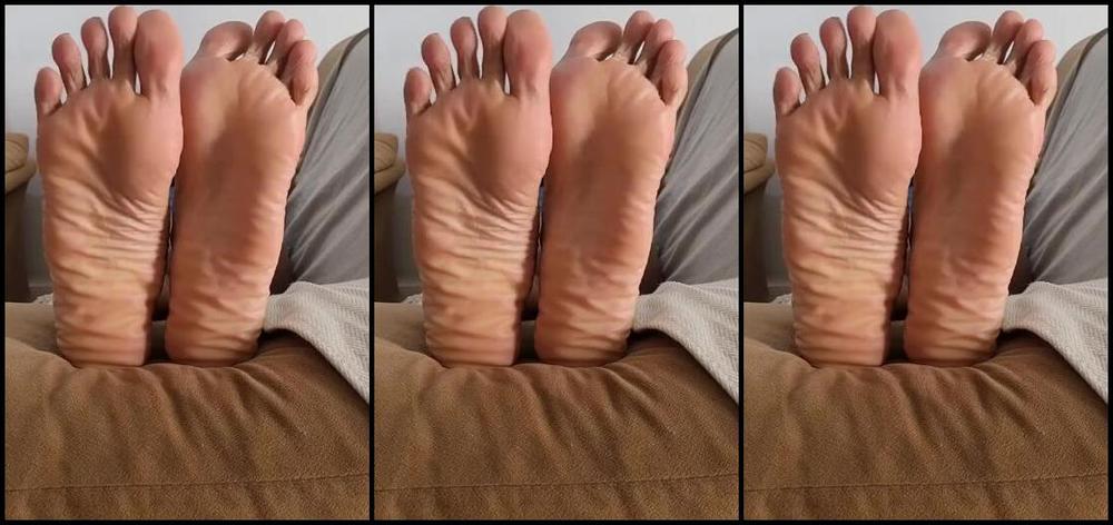 Laura Azevedo Nicknamed Lauraazevedoqueen Foot Fetish 01 30 2024 Onlyfans Video Leaked Lauraazevedoqueen 10526