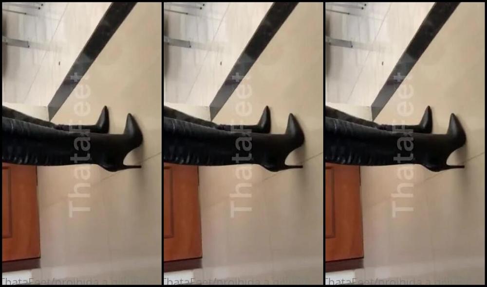 Thatafeet Nicknamed Thatafeet Foot Fetish 04 25 2022 Onlyfans Video Toc Toc Da Botinha