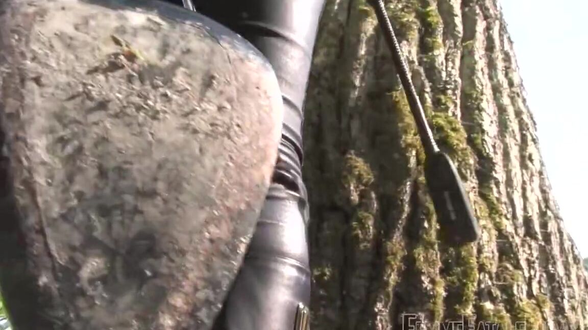 Femme Fatale Films Lady Victoria Valente Outdoor Boot Wank