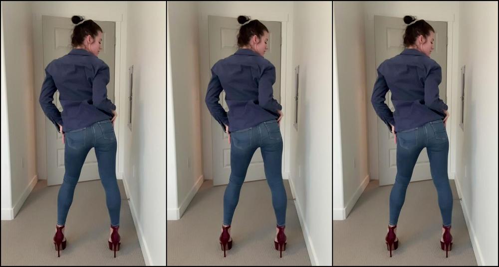 marciereeves 20 11 2023 3093888045 still taking it easy today but wanted to give you guys a little tease Onlyfans