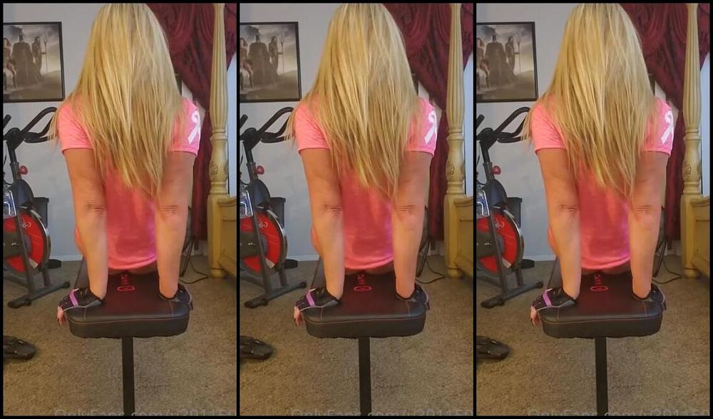 Wonderaeetwoman Nicknamed Wonderfeetwoman Onlyfans Get Sweaty With Me As I Do My Workout Cardio Weights Stretching And More Metallica Really Gets