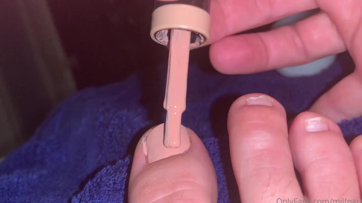 Sunny Zass Nicknamed Milfparadise Onlyfans 11 28 2020 Mommy Is Very Sick But Gathered Some Energy For Self Care Any Tips Appreciated