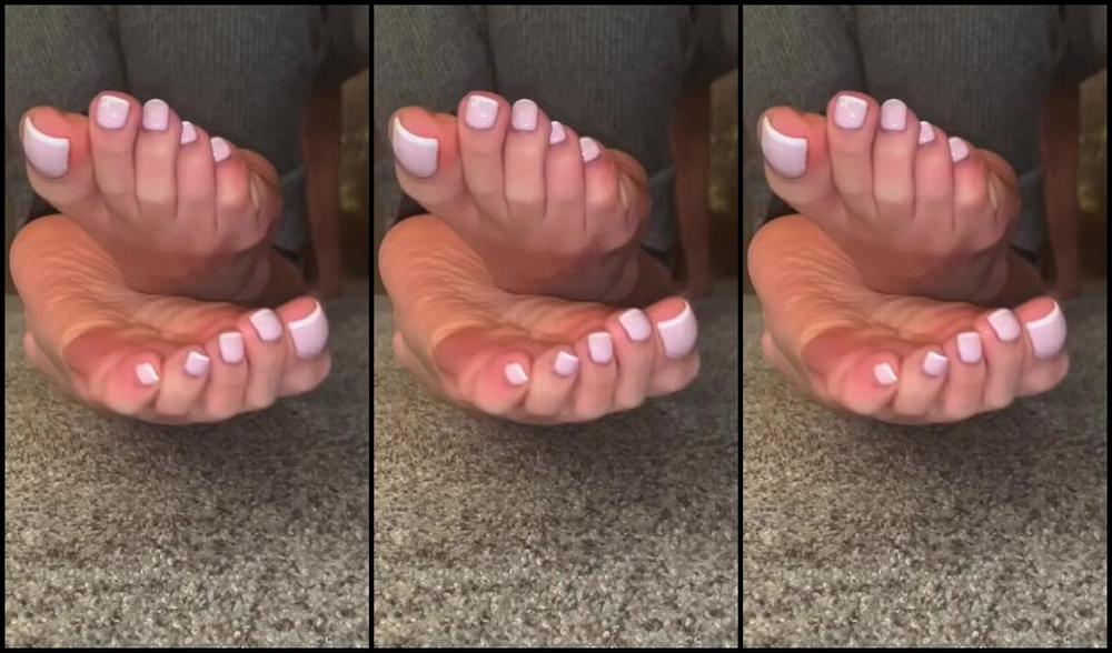 Vixenarches Onlyfans Video 8