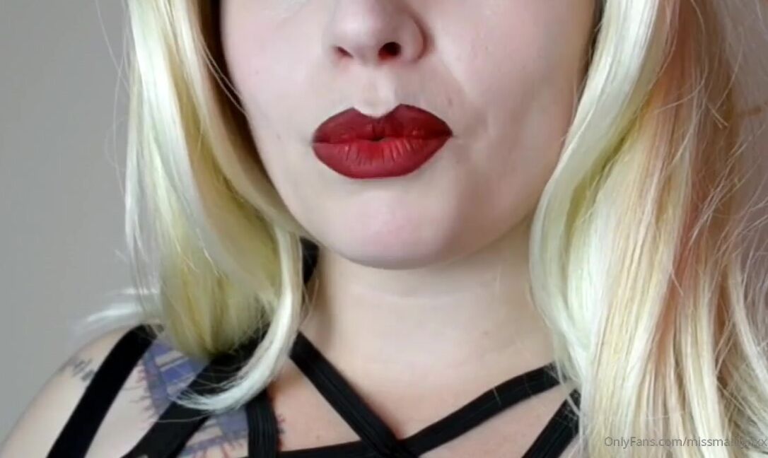 Miss Marilyn Nicknamed Missmarilynxx Onlyfans Ive Had An Oral Fixation For As Long As I Can Remember And Its Lucky That