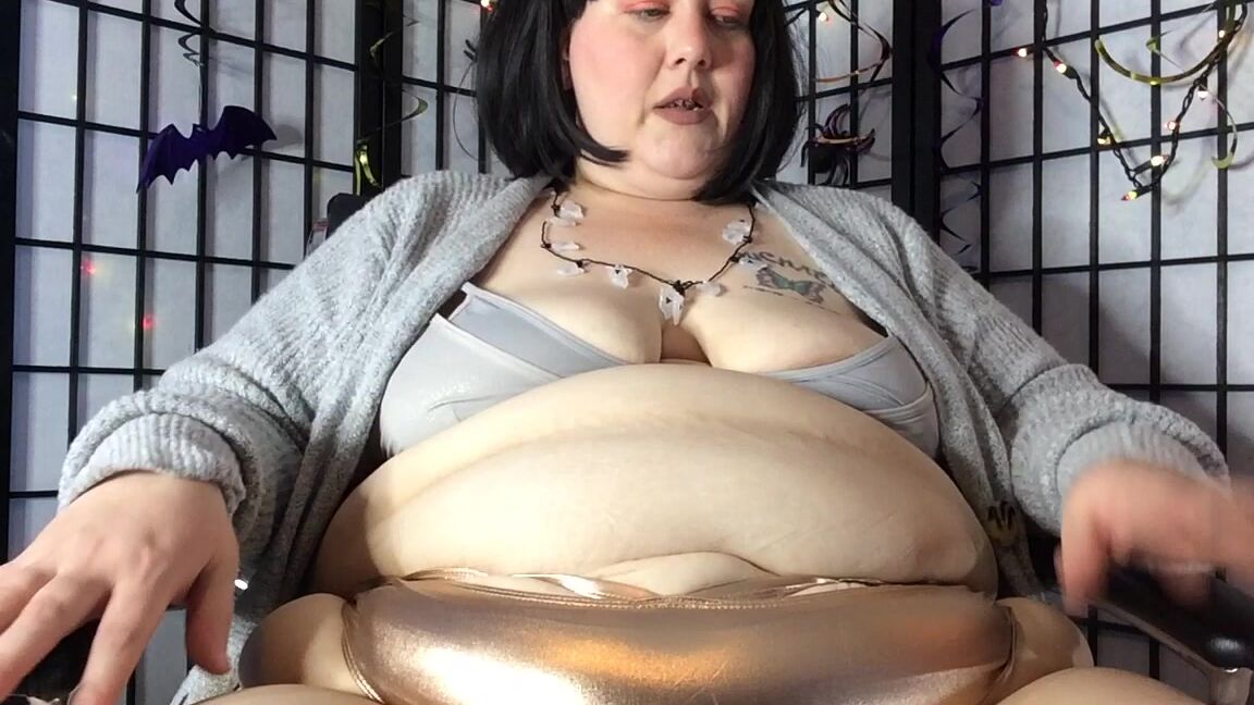 Godmotherofass What I Ve Been Up To Vlog Bbw Pawg Vlog Blog Vlogger Vlogging Halloween Ca