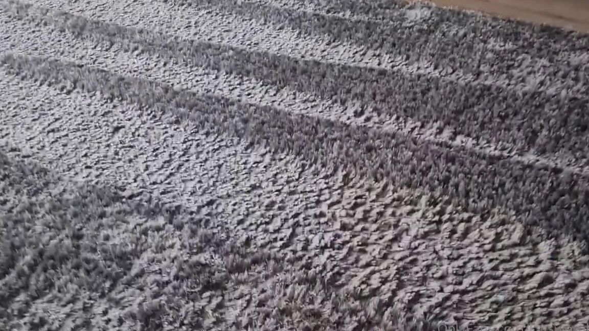 Kats Worn Heels Nicknamed Katswornheels Onlyfans House Work In Heels Hoovering In My Black Patent Mules