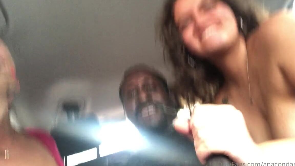 Anacondanoire Onlyfans How Elite Qos Ride Around With Black Kings Tits Out Dicks Out And A Caged Beta Cuck To Drive The