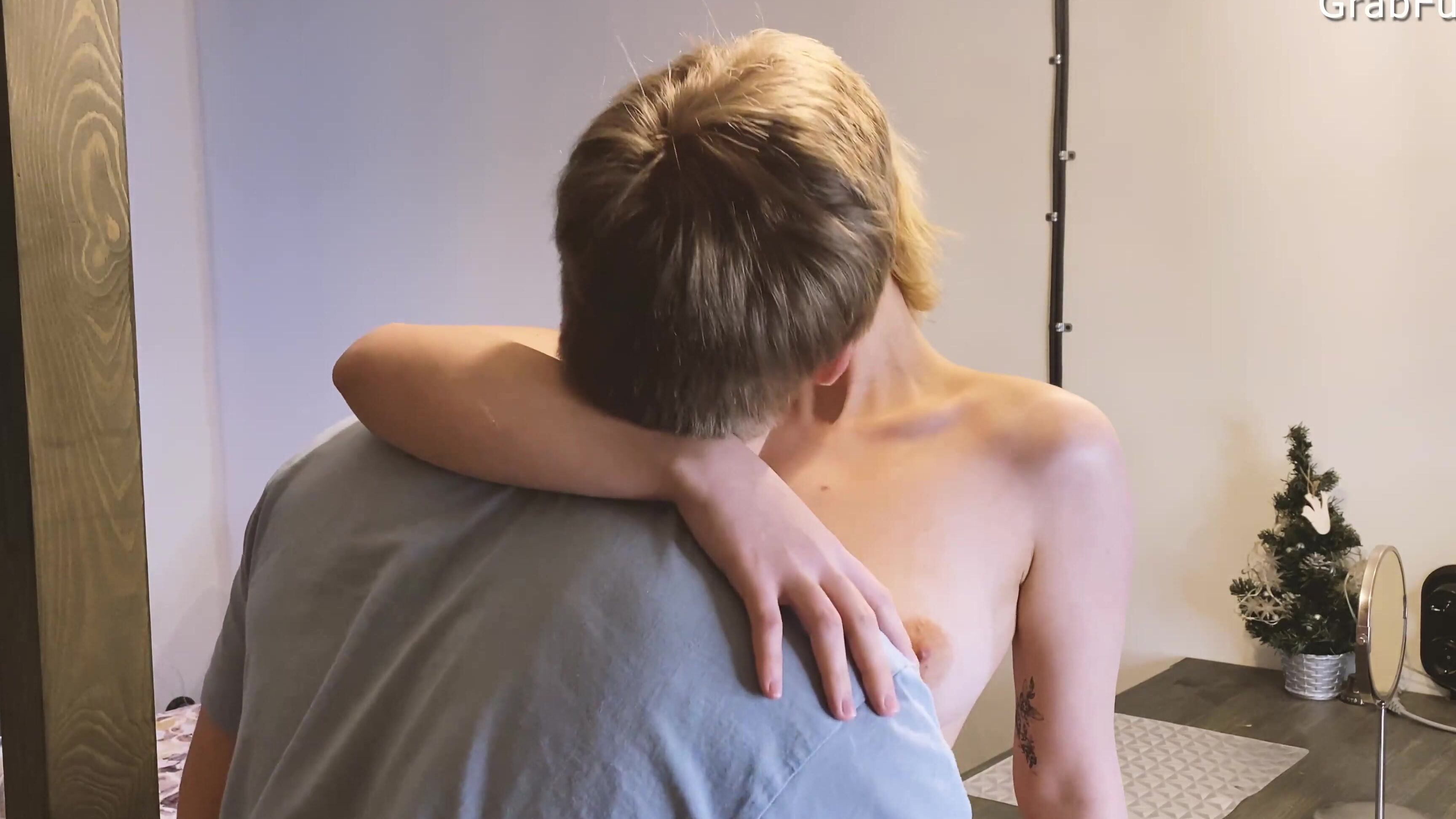 DollHole GrabFuck   Hairdresser at home. Paid with sperm Pornhub