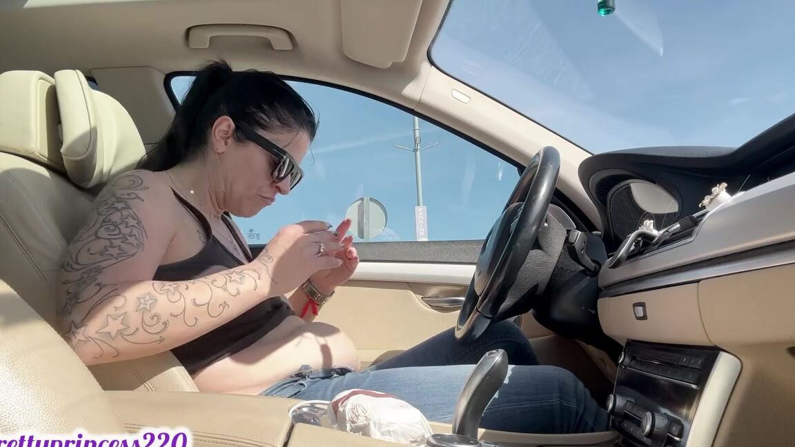 Prettyprincess220 02 28 2025 Onlyfans Video Driving And Farting 7Uc