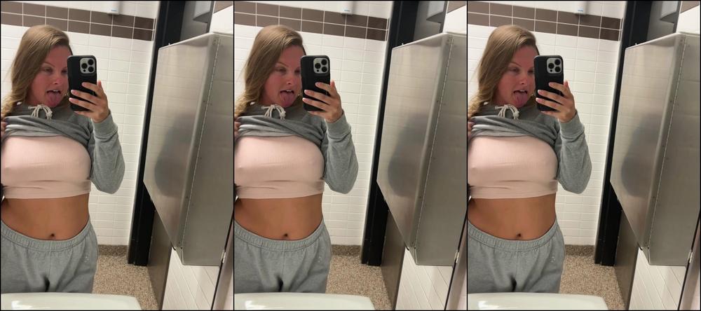 Bigduchvip 2844652360 04 23 2023 I Was A Bathroom Slut Today A Quick Flash At 3Pm And A Quick Cum