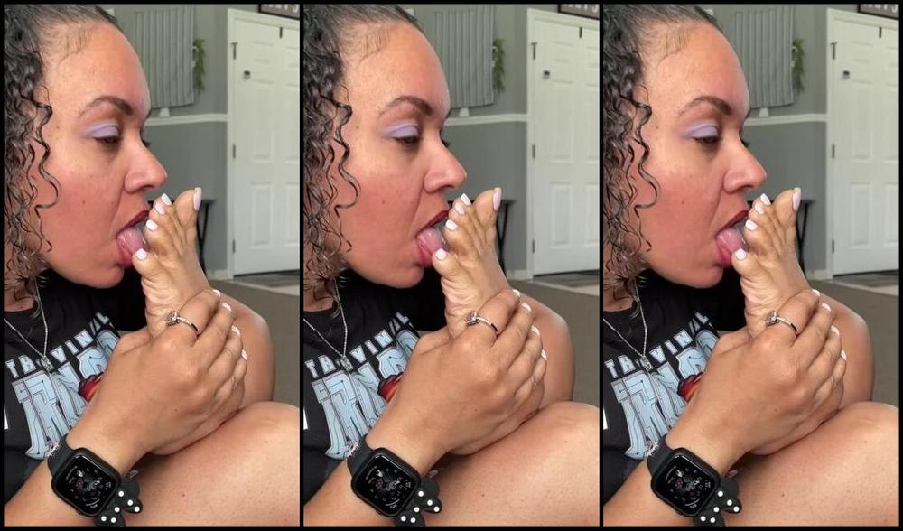 Deedeericanfeet 06 02 2024 Onlyfans Video As Requested Side View Of Selfworship