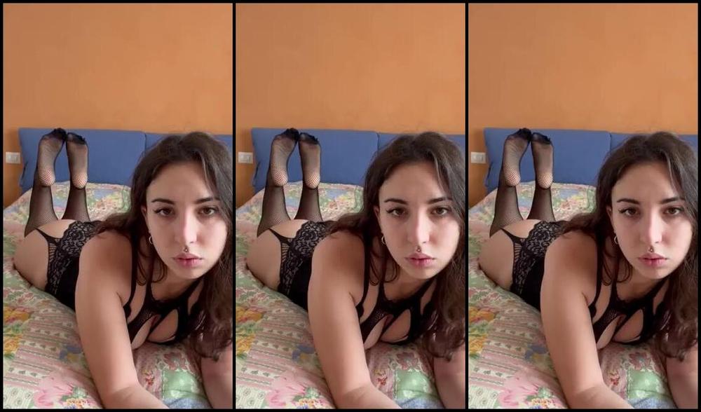 Goodgirl 004 Onlyfans I Love Wearing Baby Dolls 5