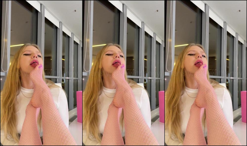 playwithanny 2023-01-06 21-31 Fansly