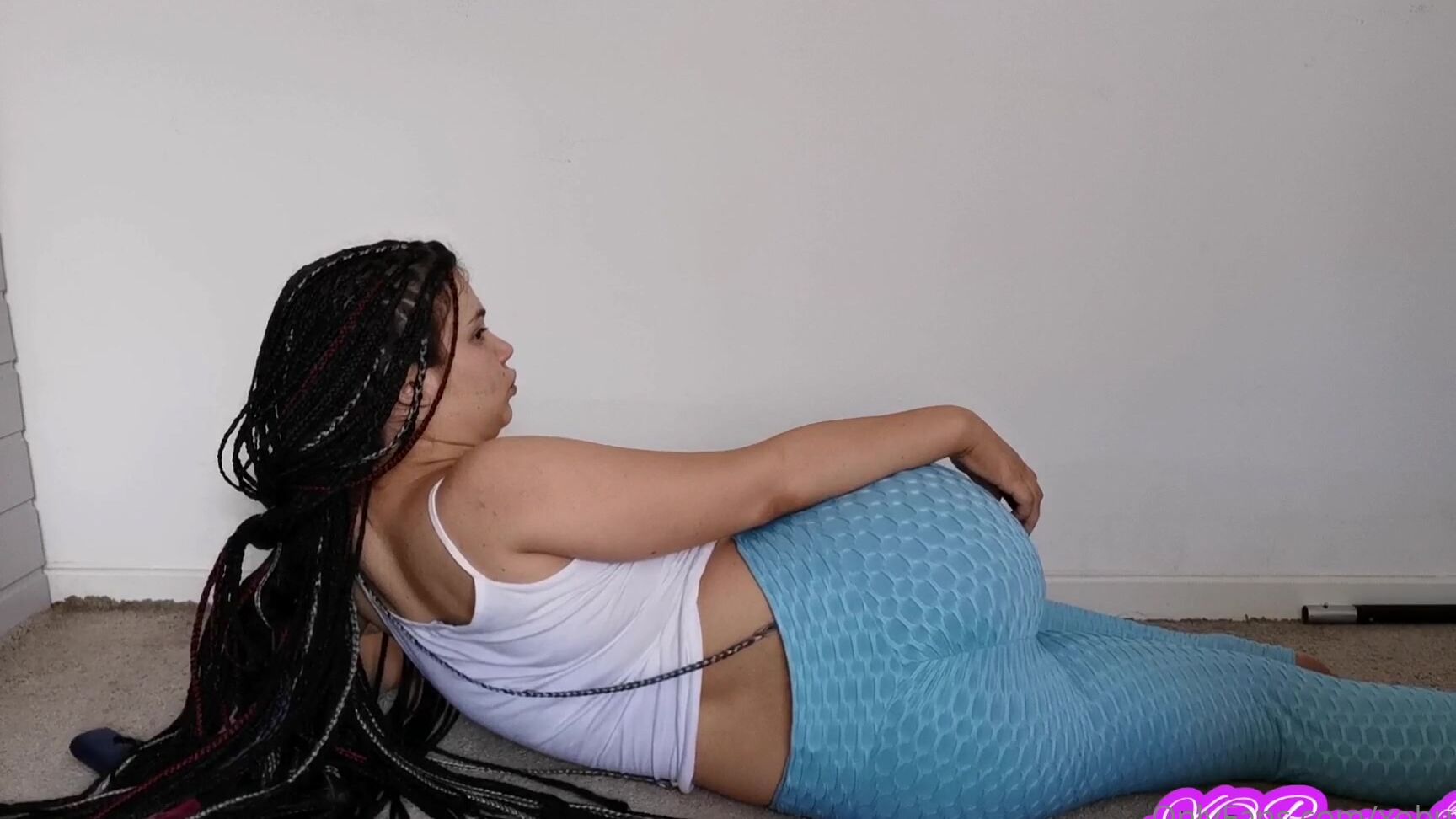 Xobunny Blue Leggings Iqos And Farts On The Floor Cause It S So Damn Hot