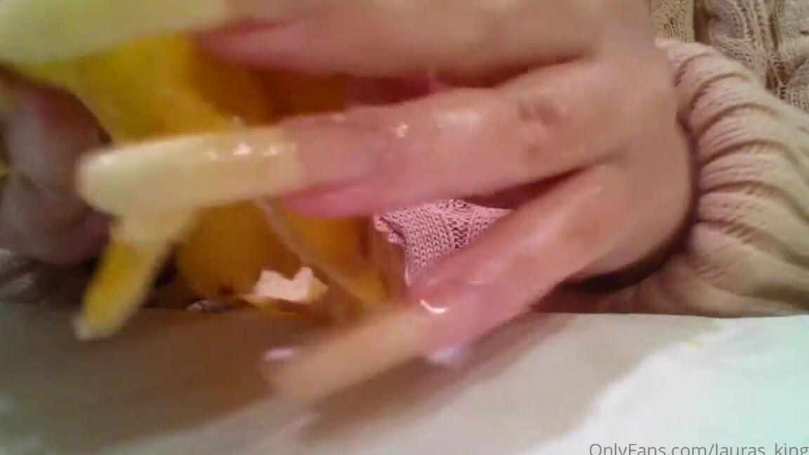 Lalalaura Nicknamed Lauras Kingdom 06 25 2024 Onlyfans Video Cassidy Banana Claw