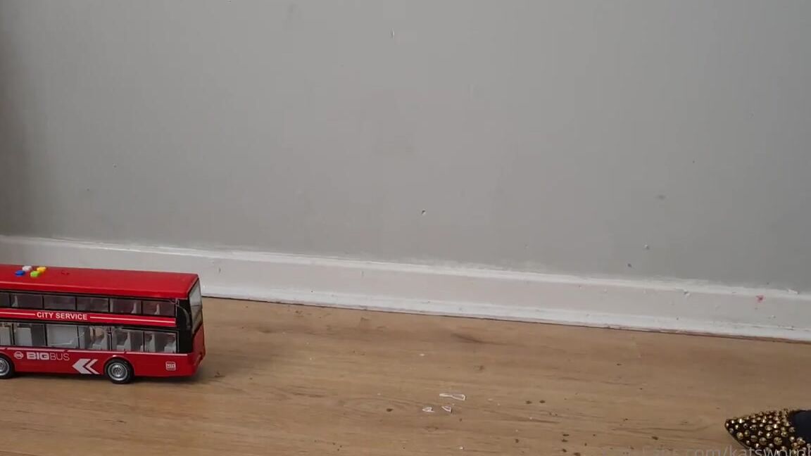 Kats Worn Heels Nicknamed Katswornheels Onlyfans Watch Me Slowly Apply Pressure To This Bus And Begin To Walk Back And Forth Over