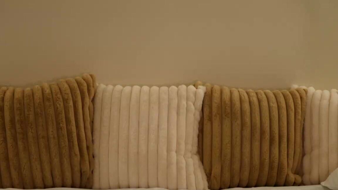 Katee Owen Bjt Uzzx A Su Bttfg Zrcs R