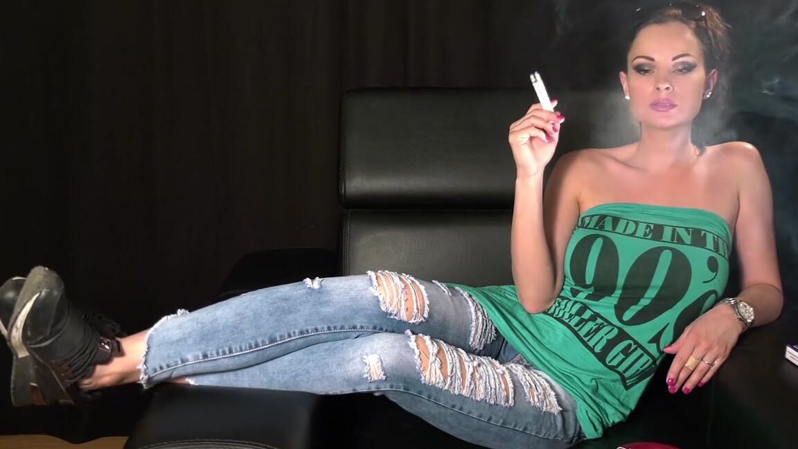 Abbiecat Onlyfans Abbie Audible Smoking Summer Style Here Is The Good Weather I Just Came