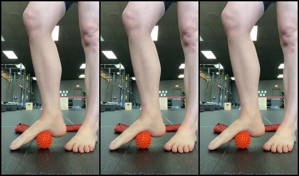 Athletoes Nicknamed Athletoes Onlyfans Can T Forget To Roll The Feet Today I Needed The Spikes For My Arches