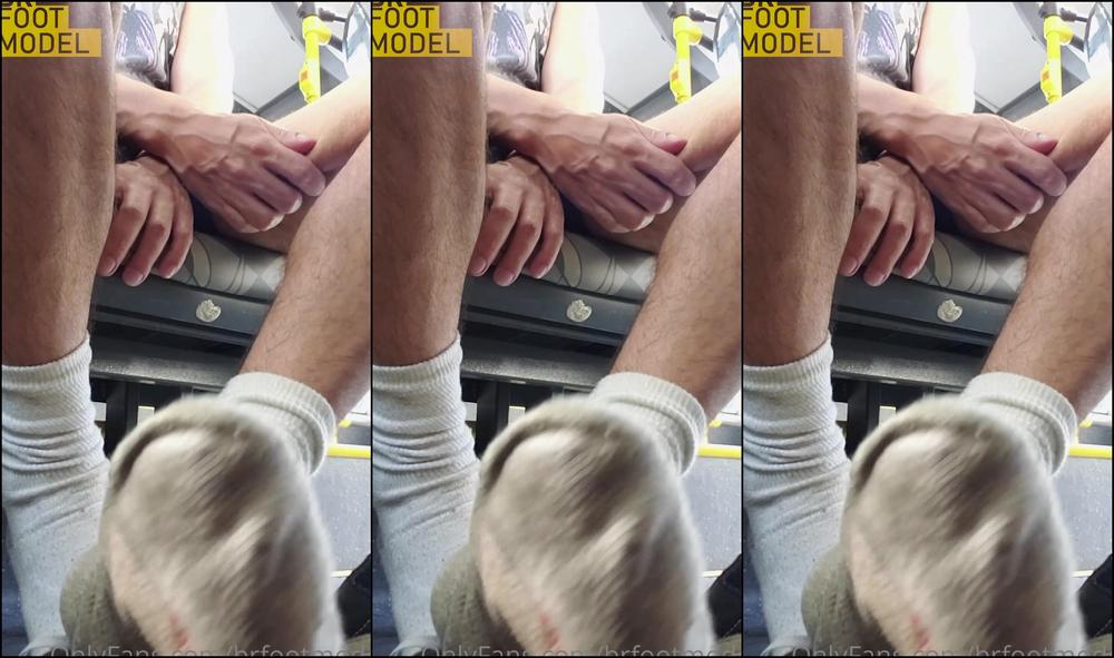 Brfootmodel 2046431735 03 04 2021 Dirty Socks On The Bus