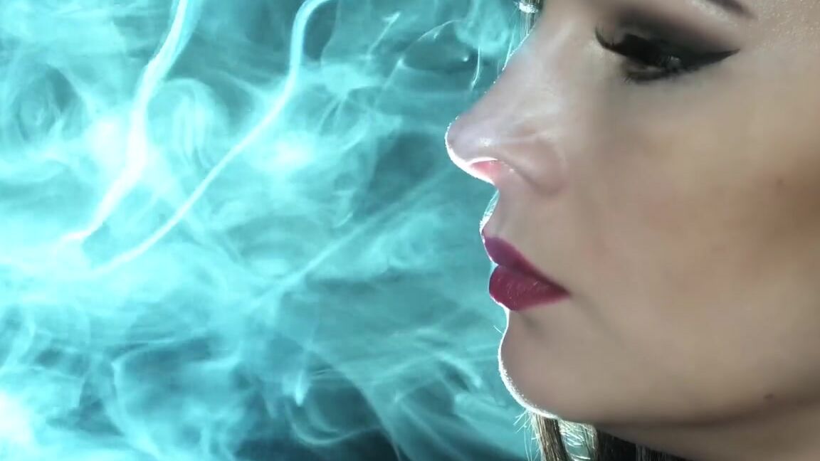 Abbiecat Onlyfans Smoking Cigar Ultra Close Up I Didnt Smoke For Long Time So Im Veeeery Hungry For