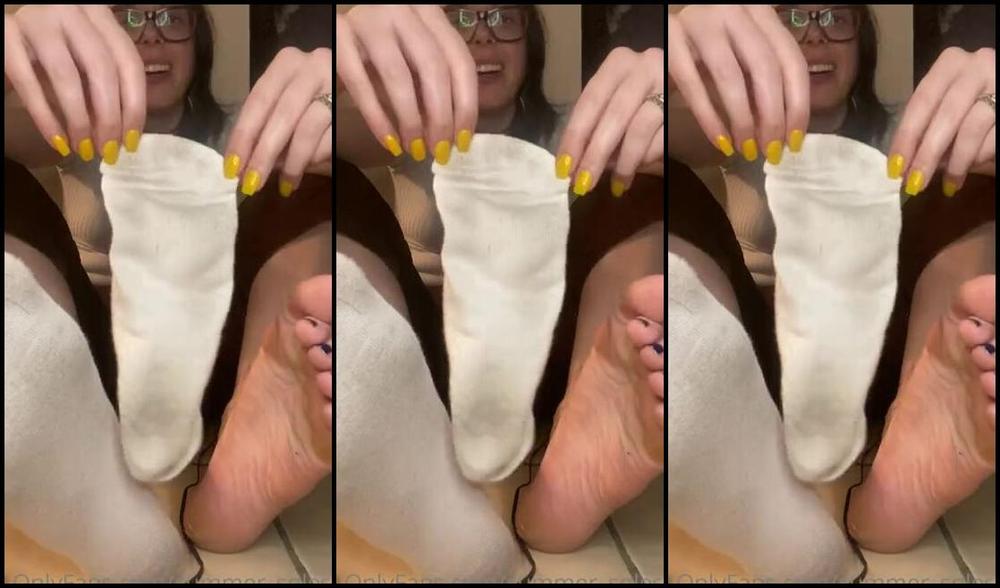 Summer Solesis Nicknamed Summer Solesis Onlyfans So Stinky