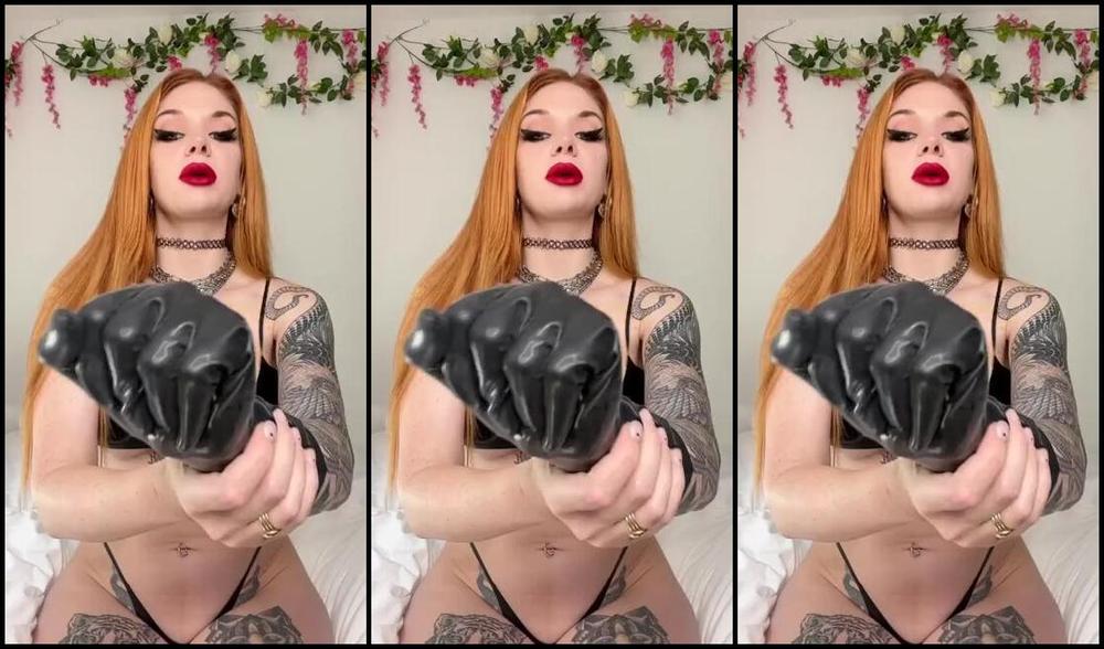 Goddesssylvanas Onlyfans Behind The Scenes Unboxing My Latex Gloves Check Dms Not For My Newest Scene Where I Stroke And Tea P