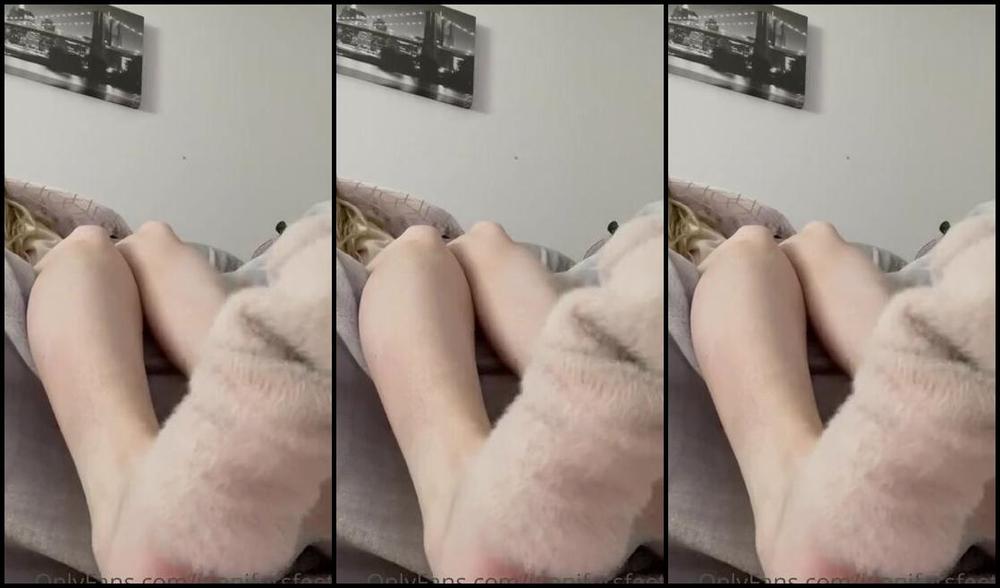 Jennifers Feet Nicknamed Jennifersfeetx 05 12 2021 Onlyfans Video This Is How I Would Be If You Where In The Room Watching Me Id Put