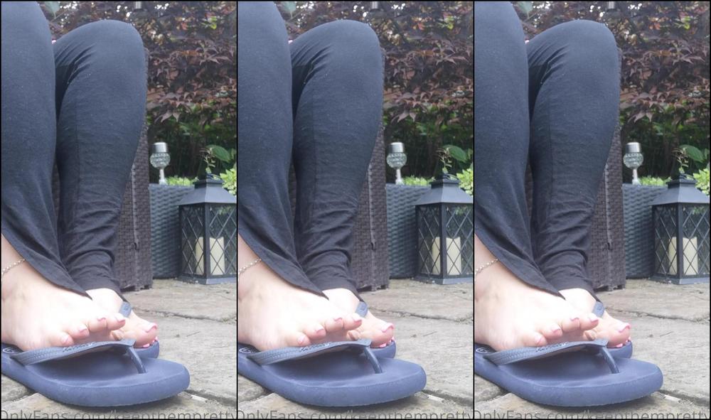Keepthemprettyx Flip Flop Play I Imagine Me Noticing You Watching My Feet So I Start To Tease You Bef