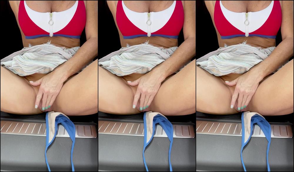 Itsmekelli Had Some Time To Kill Before Picking Up My