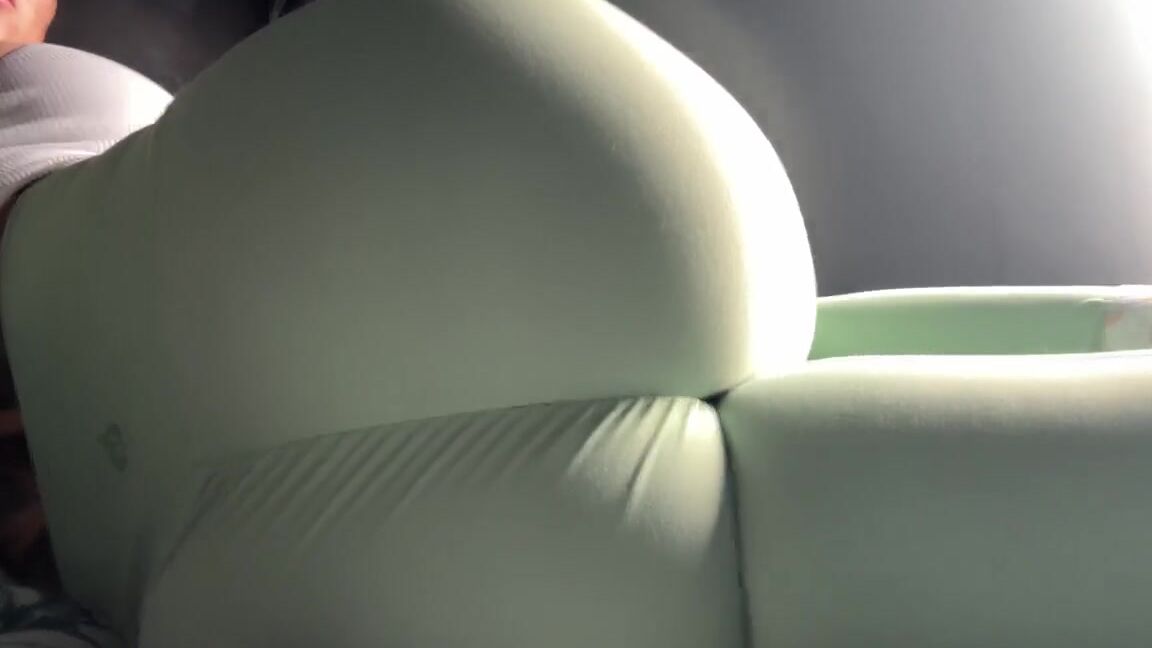 Lady Emily Nicknamed Ladyemily 666 08 27 2025 Onlyfans Video Gn Morningthat Cheek To Waist Ratio Has Your Brain Melting Doesnt It Now Crawl Over