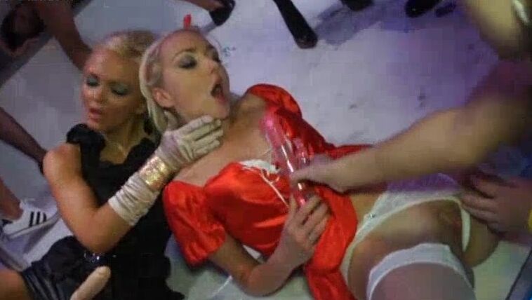 "Lucy Belle, Jessie Hazz, Bella Baby, Jenny De Lugo, Gina Devine, Eileen SueVictoria Puppy, Chaynee, Jenna Lovely, Alex Cassandra, Adel Sunshine, CrystalisEma Black, Barra Brass, Ferrera Gomez, Bibi Fox, Klarisa Leone, Eliss Fire" Group Sex, Partysex