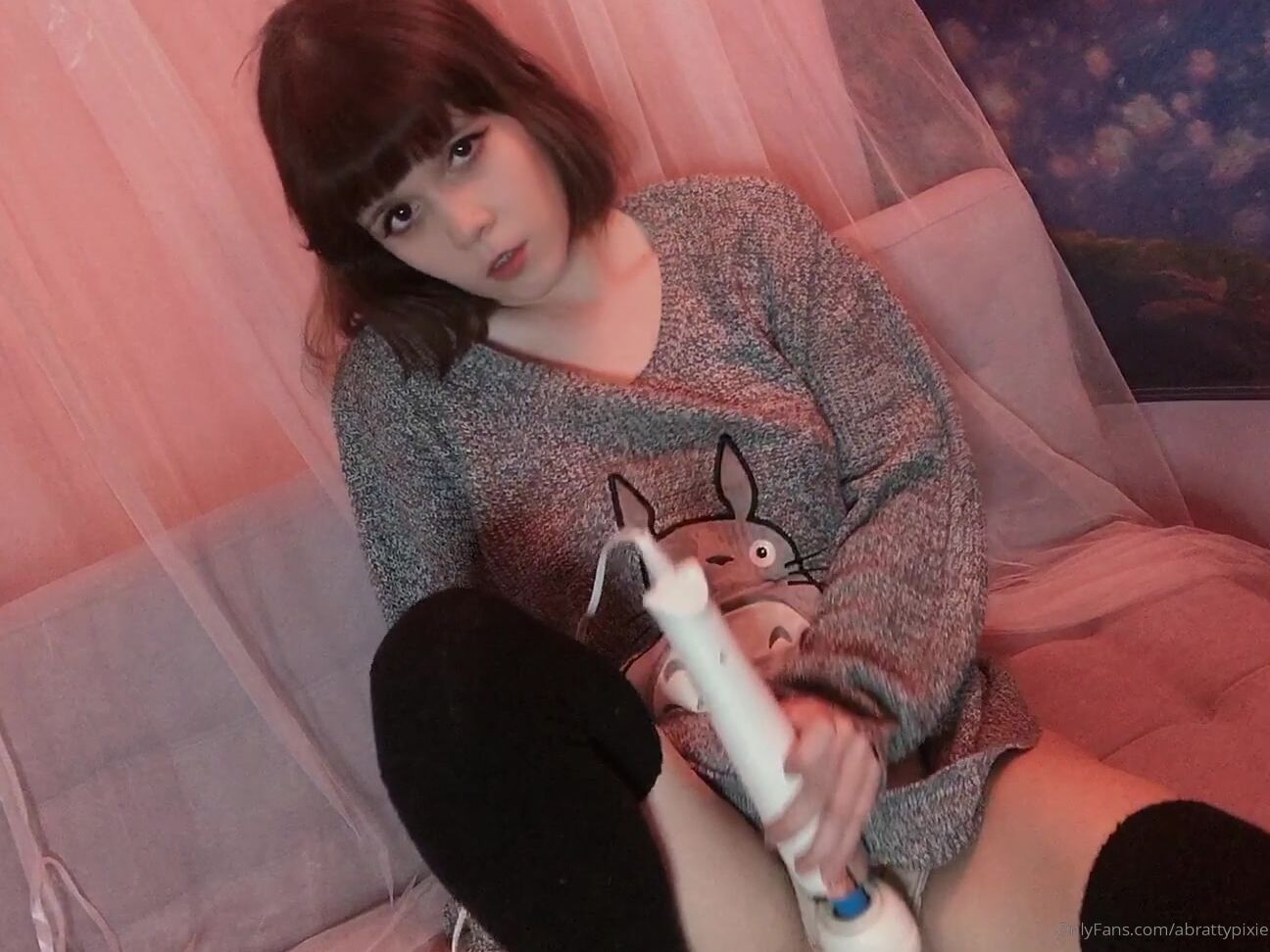 abrattypixie-20-01-2020-130939311-comfy-cummies-taken-in-one-shot