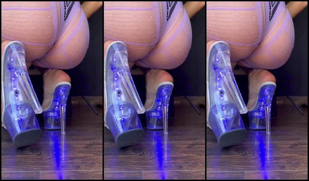 Greek Goddess Li Aka Greekli77 05 30 2024 Onlyfans Video How About A Dance Party On This Wednesday Evening Im Wearing Sexy Lingerie For You As