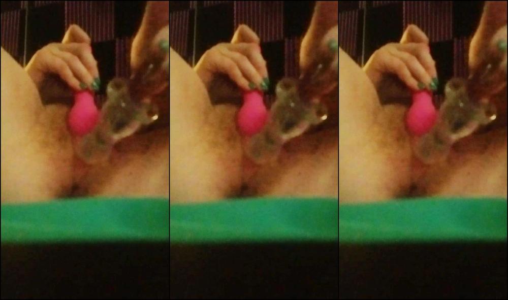 Oliviavadajames Sexy Saturday Squirt