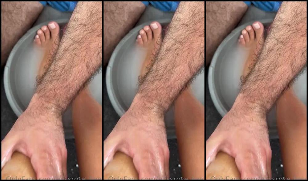 Missrose Heels Onlyfans My Arabfootsoldier Working Hard Again Serve Mistress Footgoddess Feetworshipping Feetfet 3