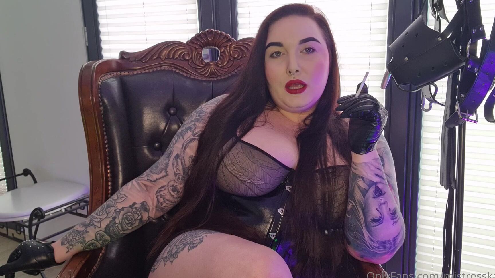 Mistresskarino Pov Jeste Moj Popielniczk W J Zyku Polskim