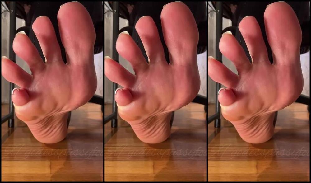 Goddess Pussyfoot Aka Goddesspussyfoot 11 14 2024 Onlyfans Video Im At Work One Day And Waiting For The It Guy To Come Fix My Printer